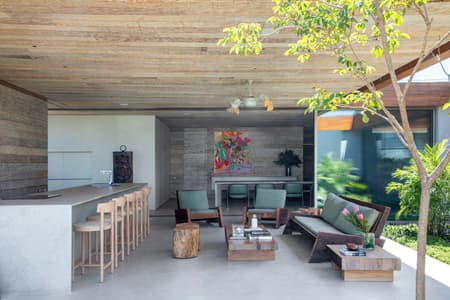 CASA M+JP